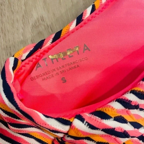Athleta Marbella Scoop Bikini Top NWOT - Picture 3 of 3
